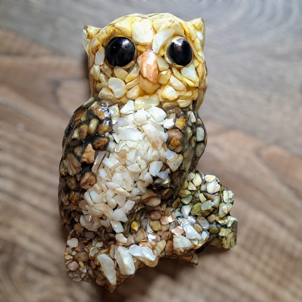 Genuine Mother of Pearl Hand Crafted Owl 7" Decorative Wall Plak NWT